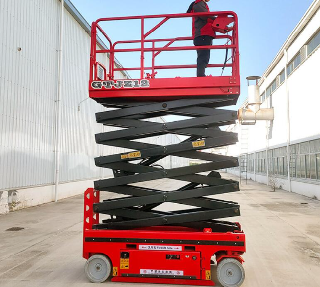 襄城自行走移动式升降机